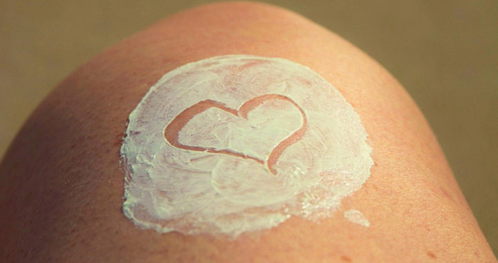 Sunscreen vs. Sunblock: What is the Difference